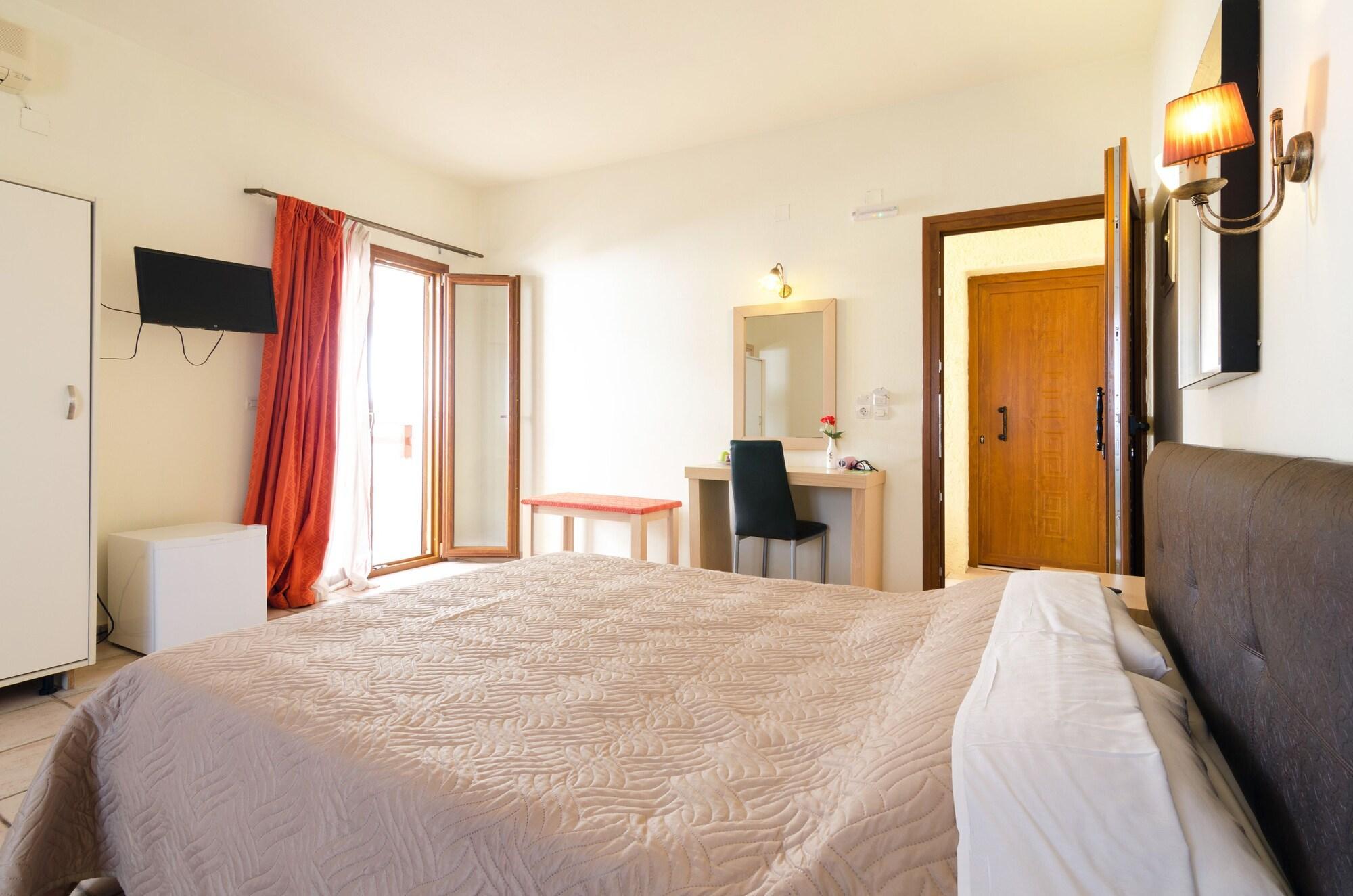 Eleonora Αnissaras Hotel Херсонисос Екстериор снимка